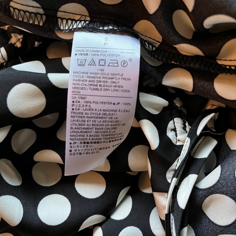 Banana Republic black and white polka a dot camisole - Picture 4 of 4